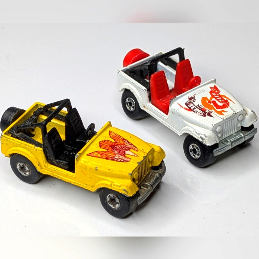 2 x Vintage 1981 Hot Wheels JEEP CJ-7 Diecast missing Windshields, Malaysia